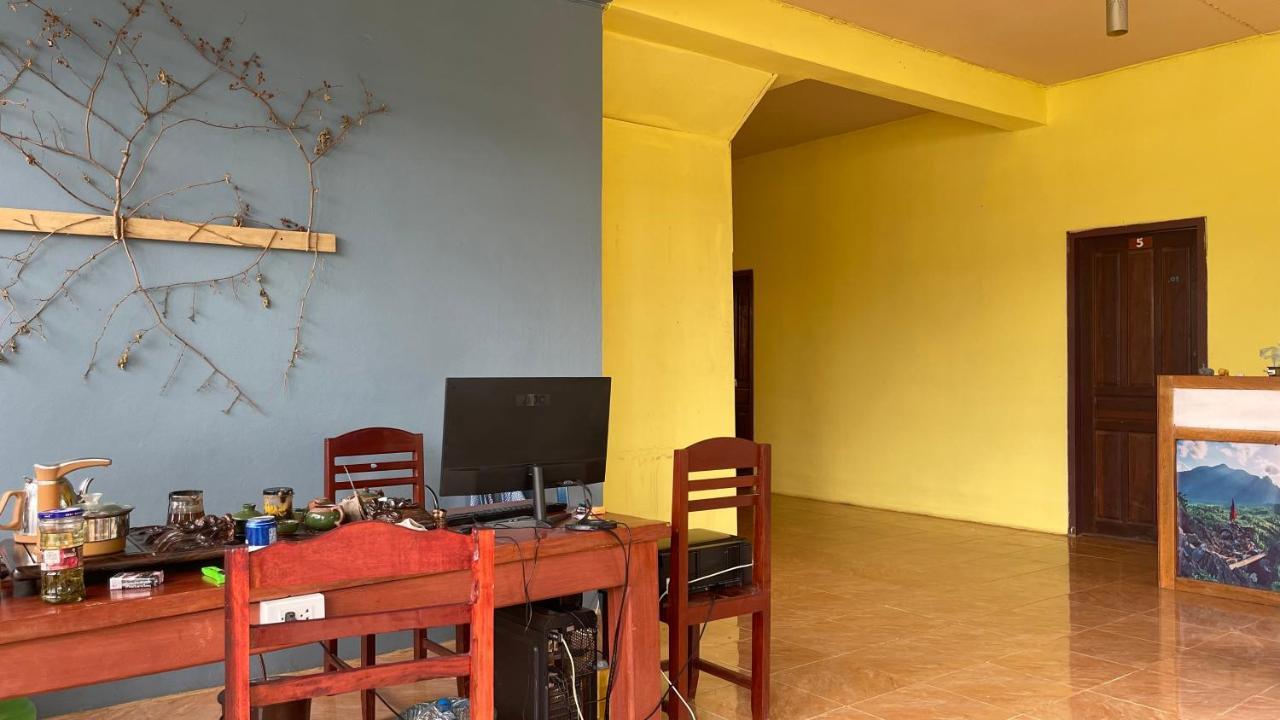 Hotel Sokxay Guerthouse Vang Vieng Esterno foto